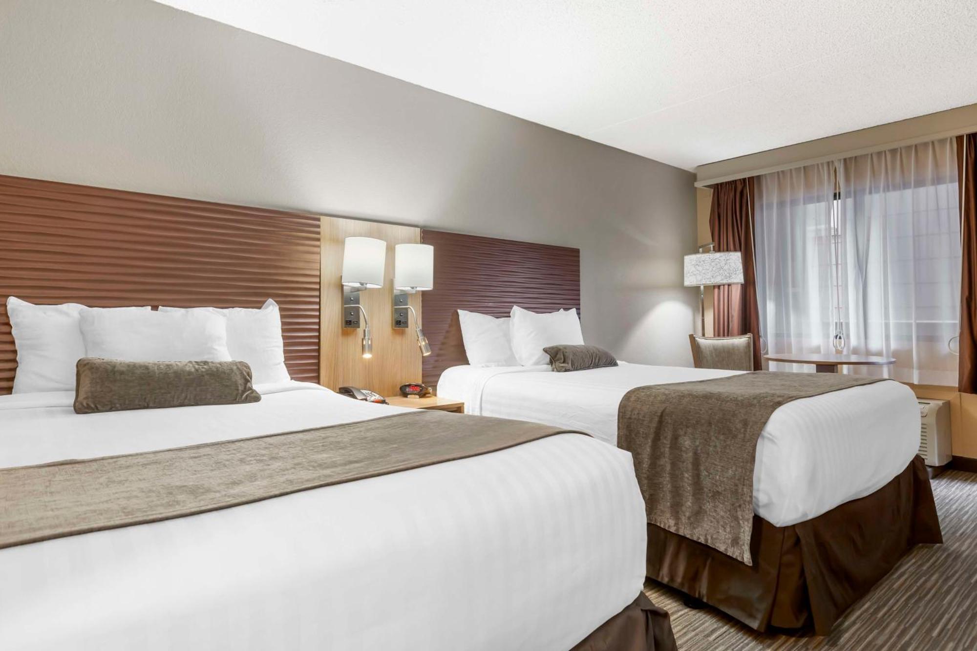 Best Western Plus Landing View Inn & Suites Брэнсон Экстерьер фото